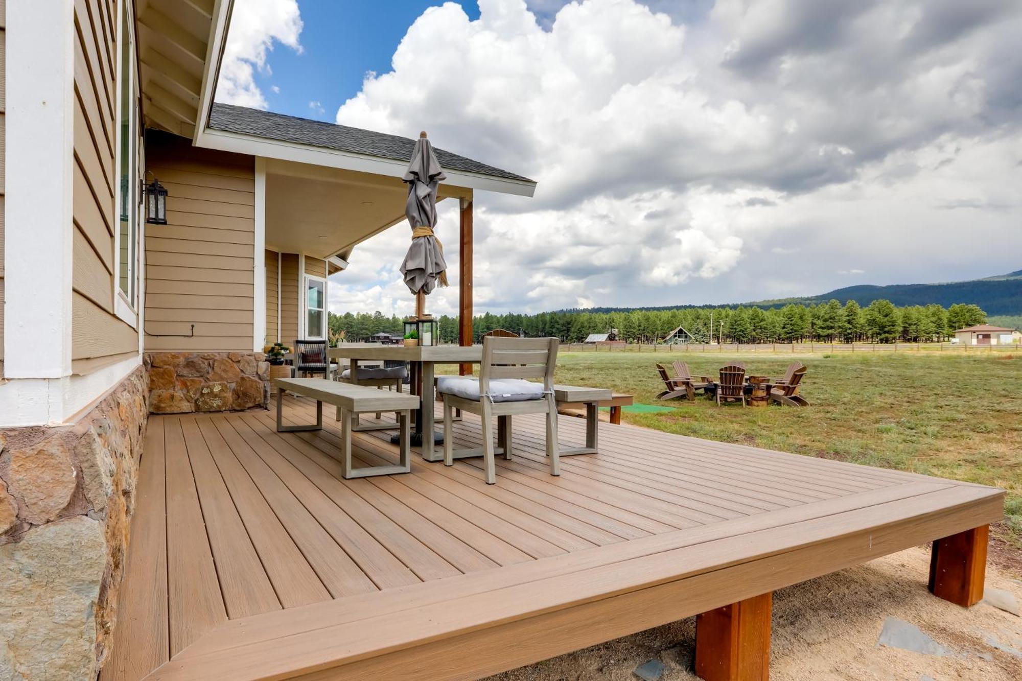 Vistas Bonitas Home With Patio 7 Mi To Snowbowl! แฟลกสตาฟ ภายนอก รูปภาพ