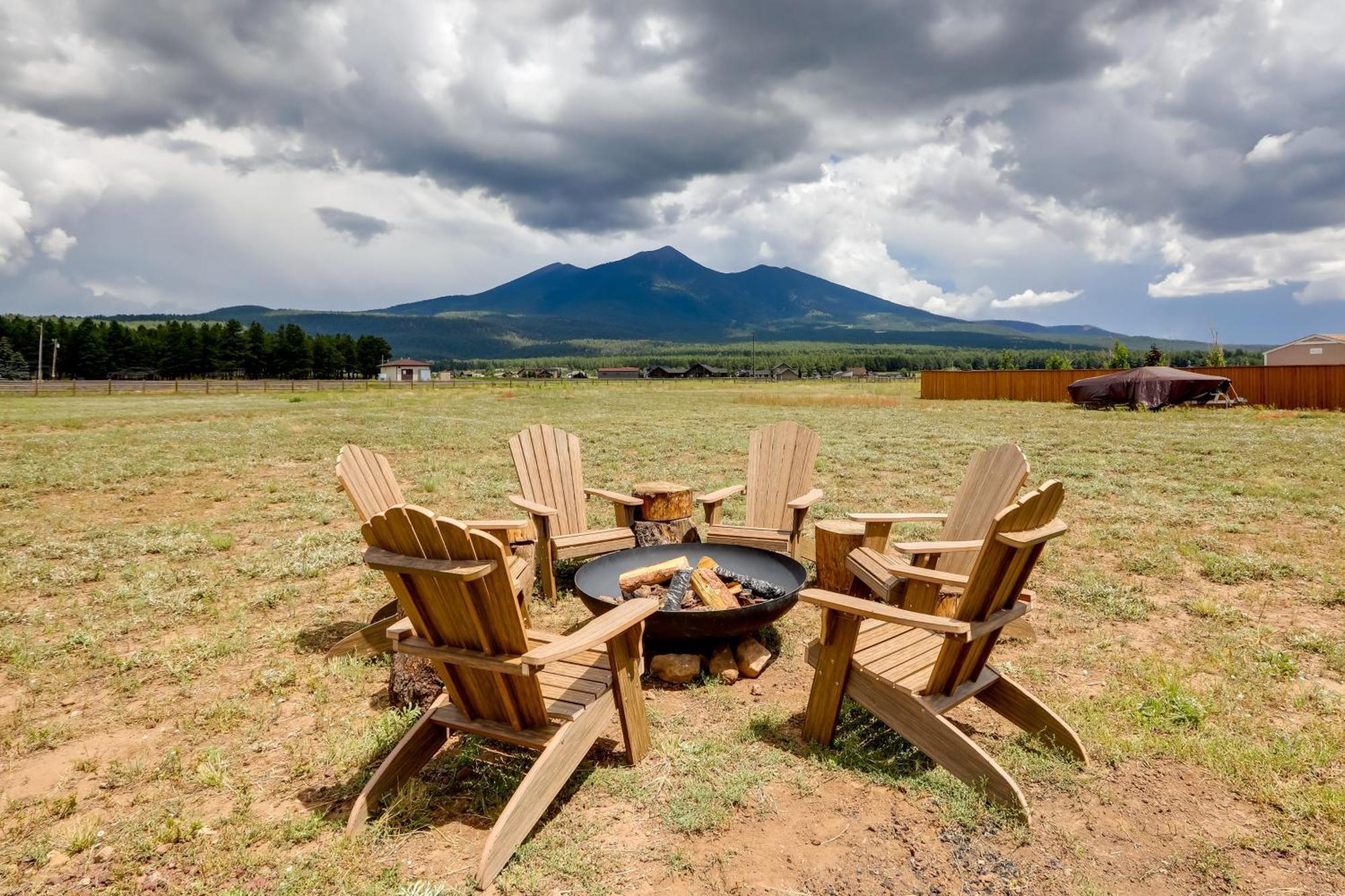 Vistas Bonitas Home With Patio 7 Mi To Snowbowl! แฟลกสตาฟ ภายนอก รูปภาพ